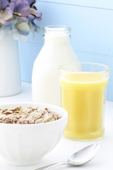 delicious and healthy berries cereal