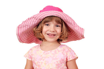 little girl with big hat portrait