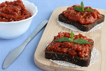 Bread and vegetable paste