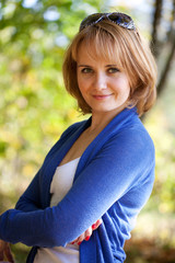 Obraz premium Pretty young woman in a pullover