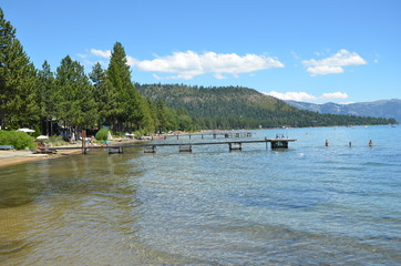 Holzsteg am Lake Tahoe