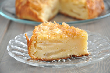 Apfelkuchen mit Zuckerkruste