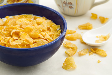 corn flakes in the bowl in the morning