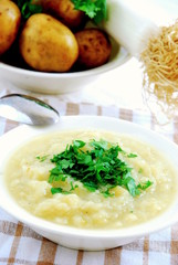 Zupa ziemniaczano-porowa Soup with potatoes and leeks - obrazy, fototapety, plakaty