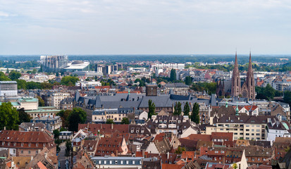 Fototapeta na wymiar Zobacz w Strasburgu z dachu katedry