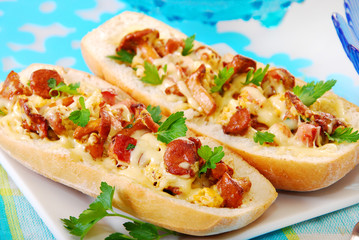 ciabatta stuffed with chanterelle,eggs and cheese