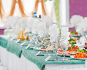 Wedding table setting