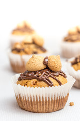 Amarettini-Muffin mit Marzipan