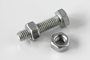 Screw nut