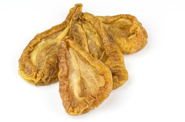 Getrocknete Birnen vor wei&szlig;em Hintergrund