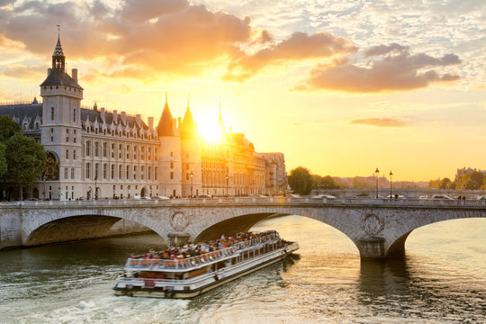 Paris, Conciergerie