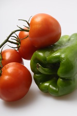 Green pepper and grape tomatoes