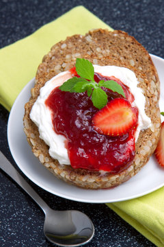 wholemeal bread with strawberry jam 