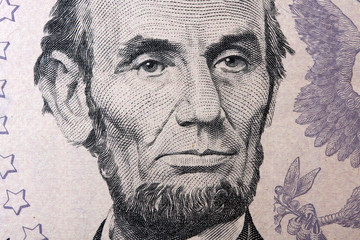 lincoln on the five dollar bill