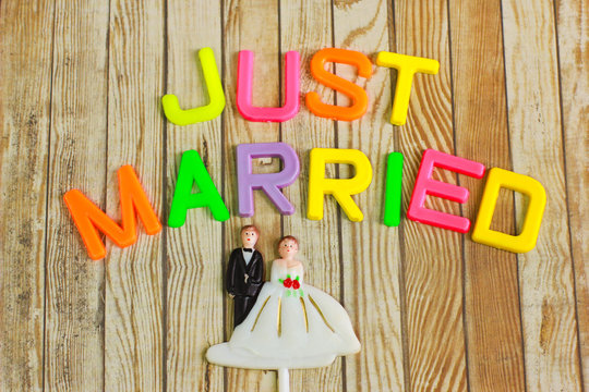 wedding bride and groom couple doll with just married colorful p