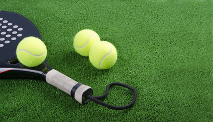 Torneo de padel etiqueta negra