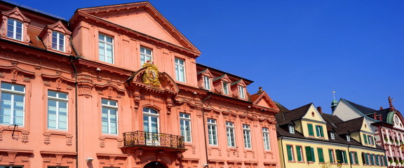 Altstadt von OFFENBURG ( links Königshof, ganz rechts Rathaus)