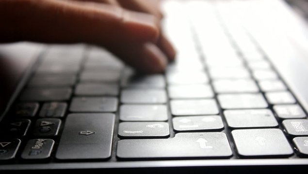 Teclado de un port&aacute;til
