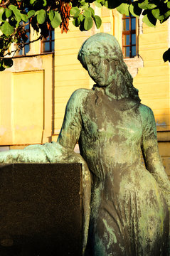 Female monument
