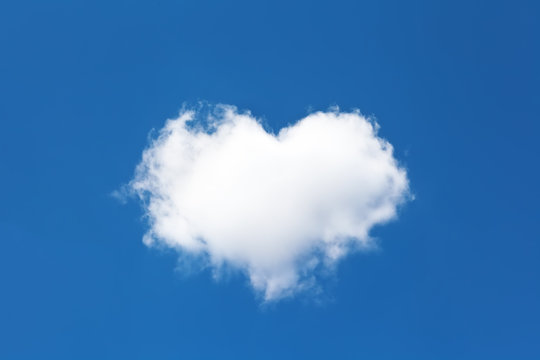 cloud in the form of heart