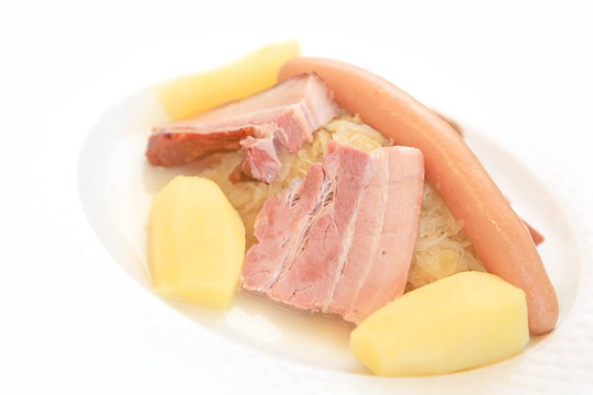 Choucroute garnie (Sauerkraut auf Elsässer Art, Frankreich)