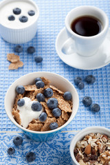 cornflakes with blueberry and yogurt