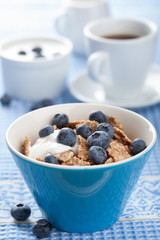 cornflakes with blueberry and yogurt