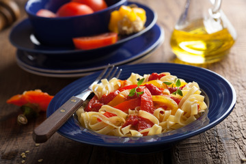 tagliatelle peperonata