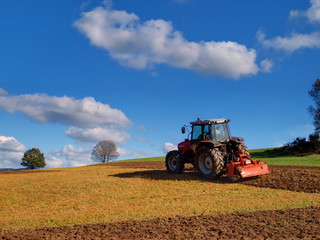 Obraz premium TRACTEUR AGRICOLE