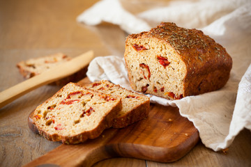 Sundried tomato bread