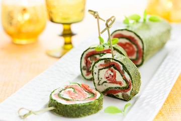 Spinach and Smoked Salmon Roll