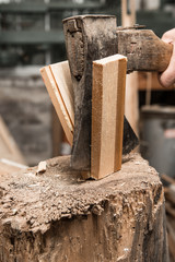 Holz hacken