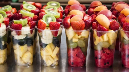 Fototapeten Glasses of fruits © karapiru
