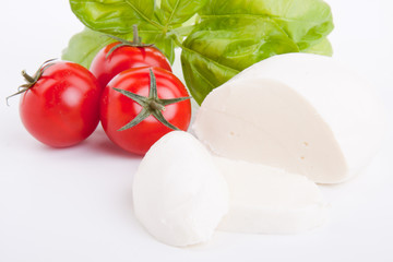 frische tomaten mozzarella mit Basilikum salat caprese