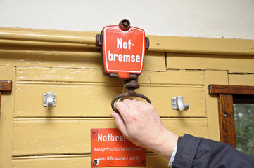 Notbremse ziehen