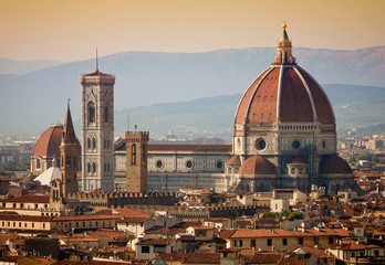 Fototapeta na wymiar Santa Maria del Fiore cathedral in Florence, Italy