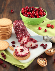 Cranberries Cinnamon Goat Cheese And Crackers
