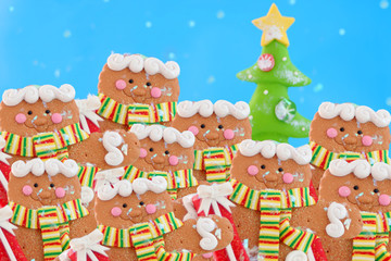 Pack of gingerbread men