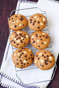 Quinoa cookies with chocolate chips