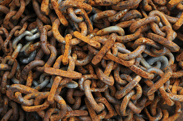rusty metal chain