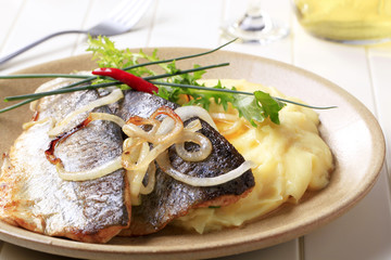 Pan fried trout with mashed potatoes