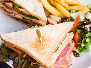 Sandwich with chicken