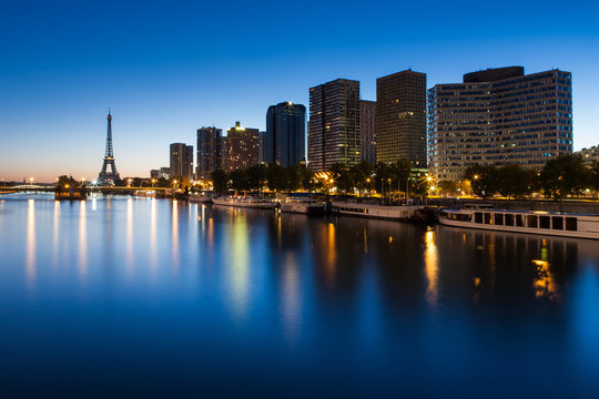 Front De Seine, Paris, France