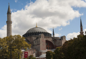 Fototapeta na wymiar View of the Hagia Sofia in Istanbul