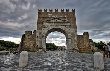 Arco di Augusto Rimini