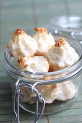 Coconut macaroons