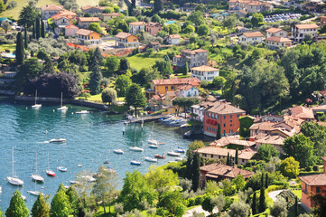 Fototapeta na wymiar Słynny włoski Jezioro Como z Villa Serbelloni