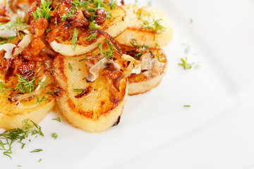 potatoes with mushrooms