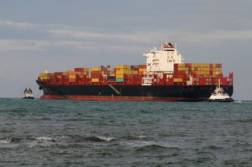 Container ship