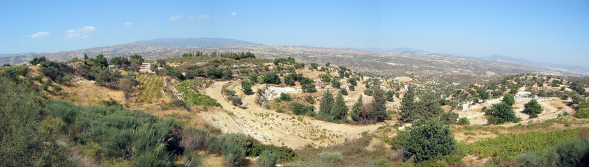Fototapeta na wymiar Panoramiczny widok typowy Cyprian krajobrazu